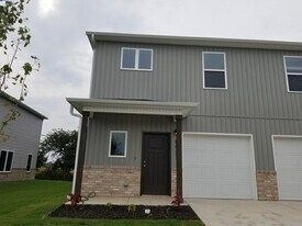 6823 Devotion St in Bentonville, AR - Building Photo