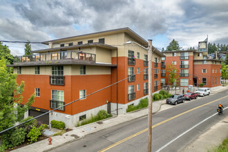 The Watershed at Hillsdale in Portland, OR - Foto de edificio - Building Photo