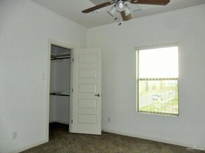 1301 E Daffodil Ave, Unit SCA in McAllen, TX - Building Photo - Building Photo