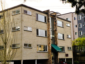 Harvard House in Seattle, WA - Building Photo - Building Photo