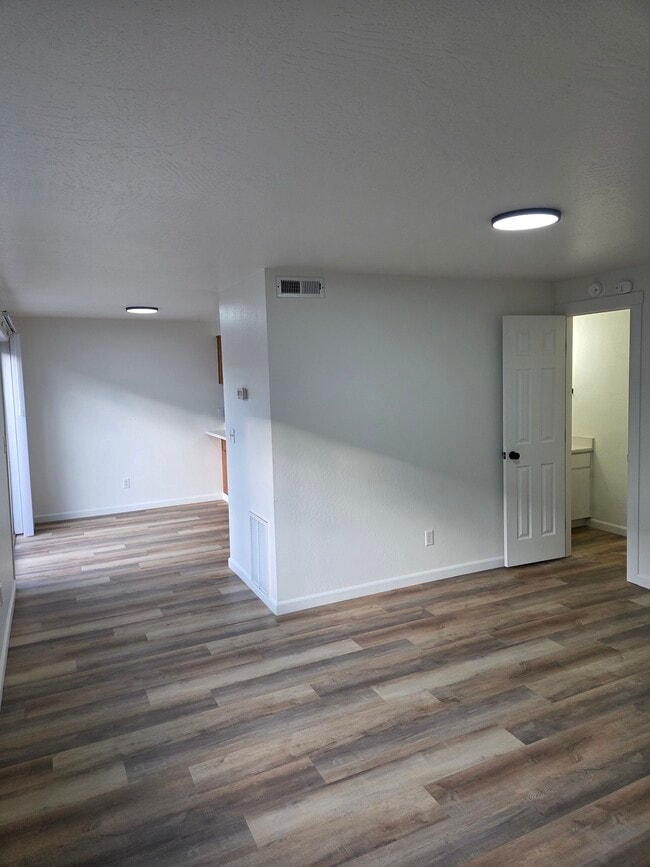 2055 Campus Dr, Unit 2055 Campus Drive unit 1