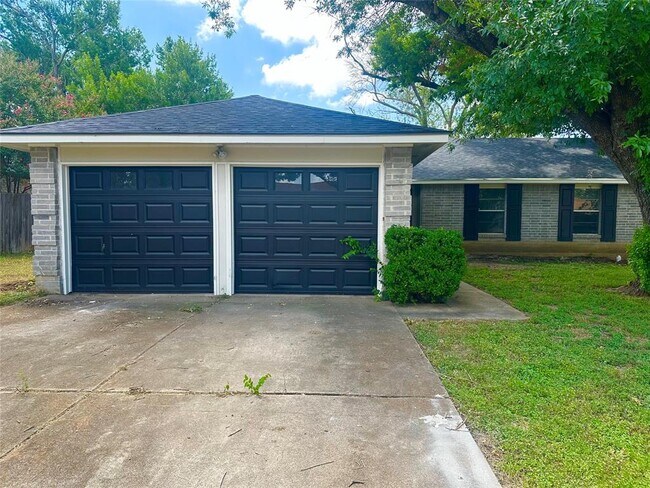 property at 1907 Ridgetop Dr