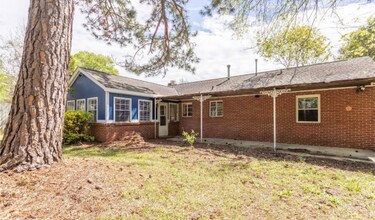 2727 Pelzer Ave in Montgomery, AL - Building Photo - Building Photo