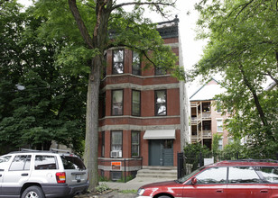 1718 N Honore St in Chicago, IL - Building Photo - Building Photo