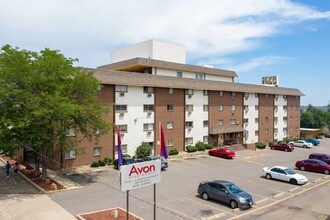 Avon North Apartments in Denver, CO - Foto de edificio - Building Photo