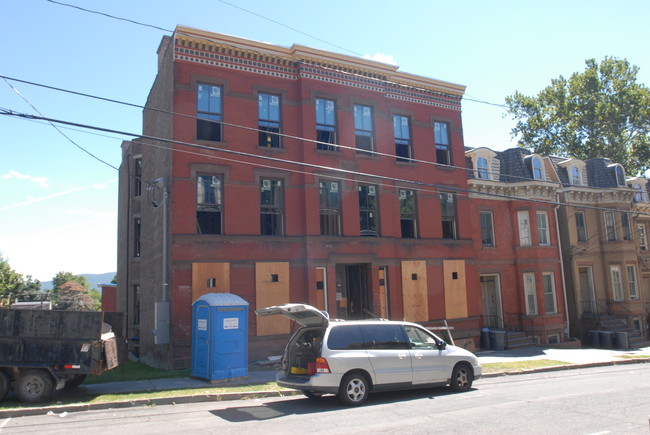 197 Lander St in Newburgh, NY - Building Photo - Building Photo