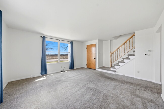 6632 Errick Rd in North Tonawanda, NY - Foto de edificio - Building Photo