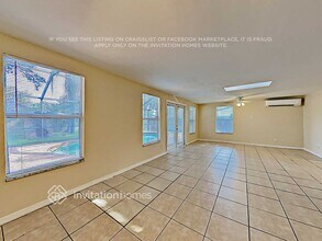 5335 Laurelwood Pl in Sarasota, FL - Building Photo - Building Photo
