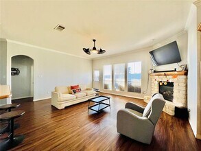 9220 Edgemont Dr in North Richland Hills, TX - Building Photo - Building Photo