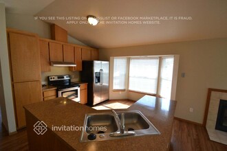 32625 18th Pl SW, Unit 120 in Federal Way, WA - Building Photo - Building Photo