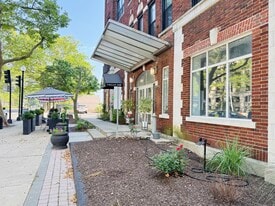 881 Lafayette Blvd in Bridgeport, CT - Building Photo