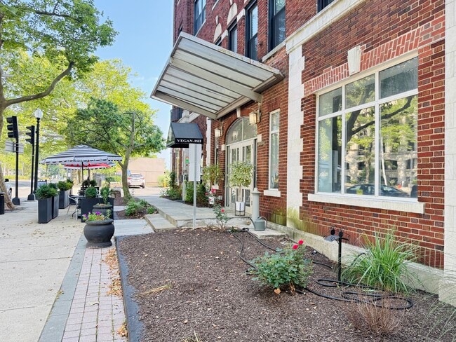 property at 881 Lafayette Blvd