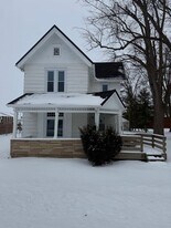 276 E Chicago Blvd in Britton, MI - Building Photo