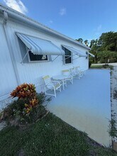 7816 SE Wren Ave in Hobe Sound, FL - Building Photo - Building Photo