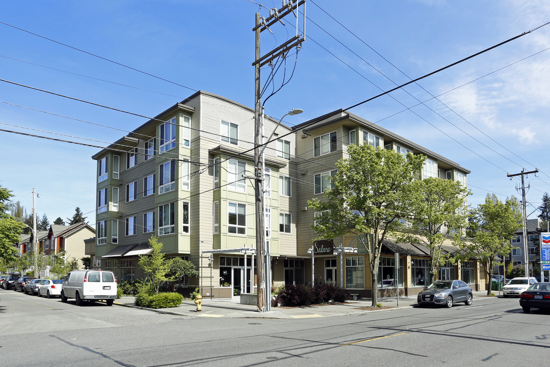 Saxe Apartments in Seattle, WA - Building Photo