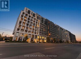 500 Wilson Ave in Toronto, ON - Building Photo