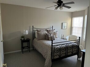 1604 Diamond Drive, Unit Diamond Drive in Newtown, PA - Foto de edificio - Building Photo