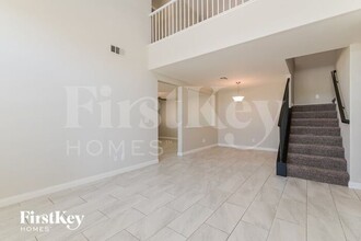 9114 Cazador St in Las Vegas, NV - Building Photo - Building Photo