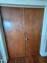 32 Rowe Ave, Unit Private Room 2 in Hartford, CT - Foto de edificio - Building Photo