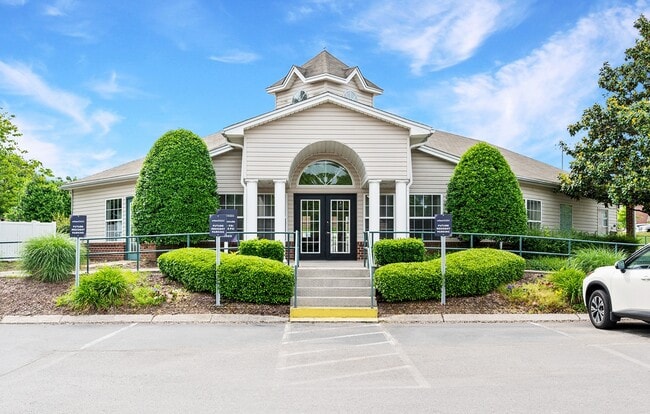 Willow Creek Apartments