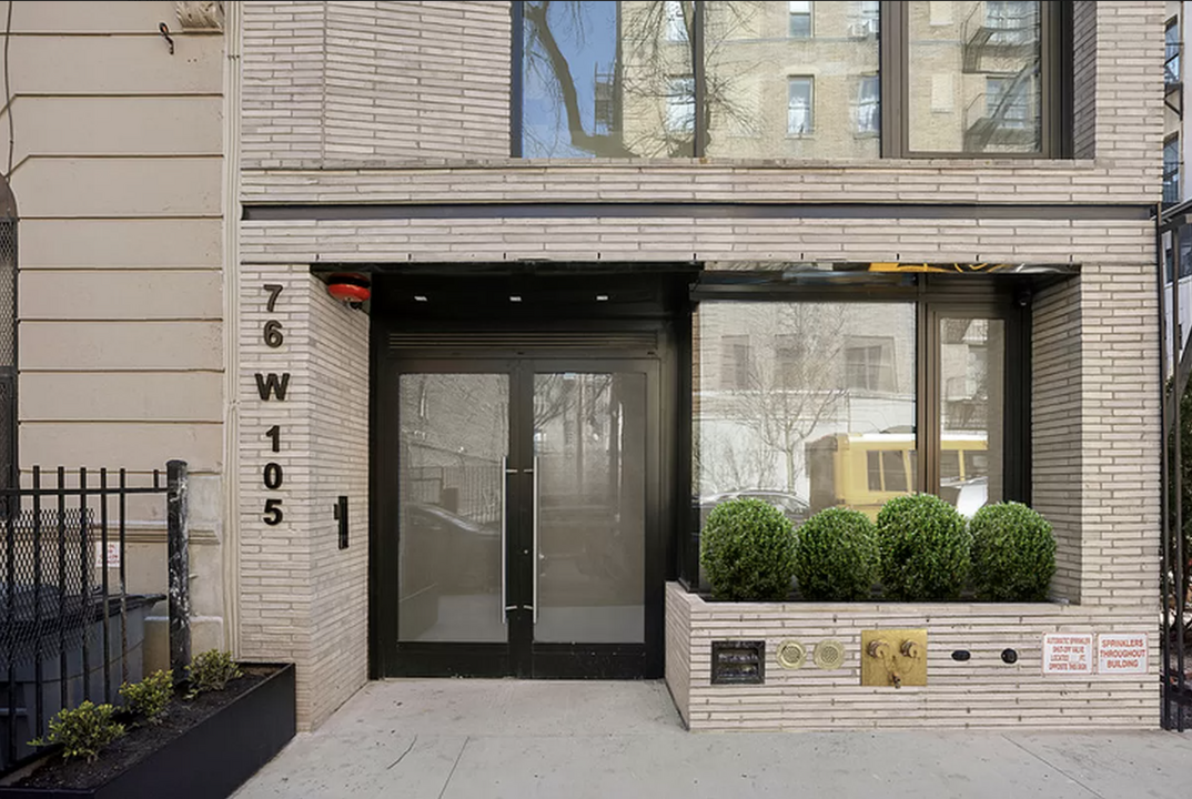 76 W 105th St in New York, NY - Building Photo