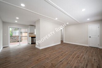 7713 Nautical Way-Unit -"B" in Chattanooga, TN - Building Photo - Building Photo