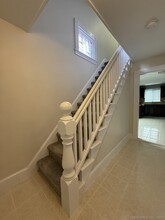 129 Poquonnock Rd in Groton, CT - Foto de edificio - Building Photo