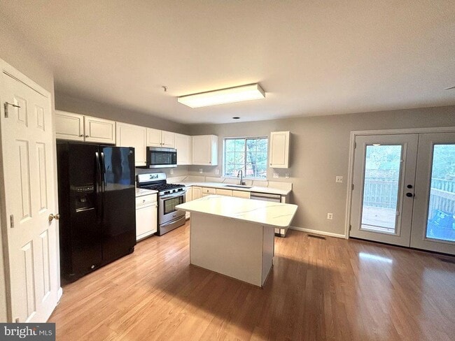 12411 Carters Grove Pl in Silver Spring, MD - Building Photo - Building Photo