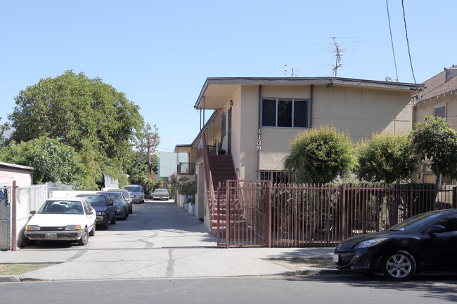 1139 W 18th St in Los Angeles, CA - Building Photo - Building Photo