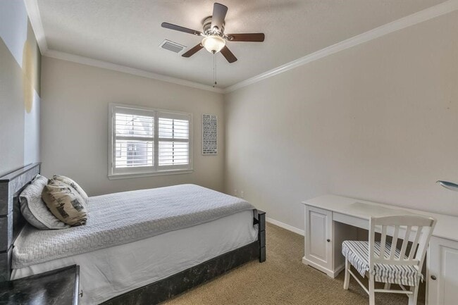 property at 11603 Royal Oaks Trce