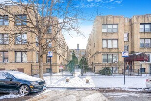 1707 W Wallen Ave in Chicago, IL - Building Photo