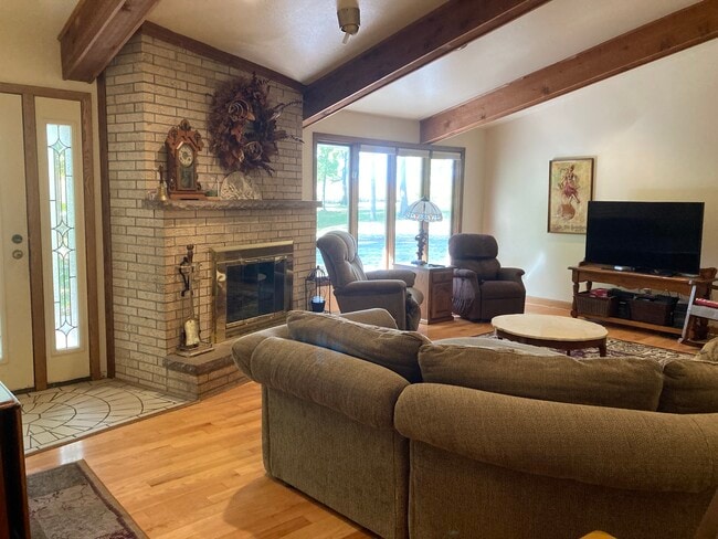 3710 N Overland Rd in Hobart, WI - Building Photo - Building Photo