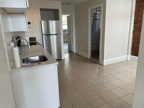 47 Park Vale Ave, Unit #1 in Boston, MA - Building Photo - Building Photo