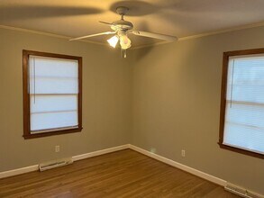161 Davie St in Pittsboro, NC - Building Photo - Building Photo