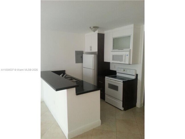 property at 1034 Lenox Ave.