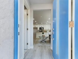 430 5th St in Roseville, CA - Building Photo