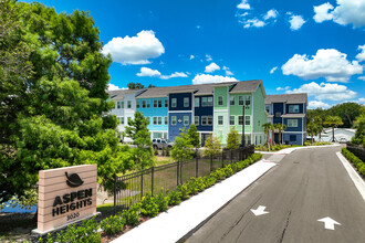 Aspen Heights Tampa in Tampa, FL - Building Photo - Building Photo