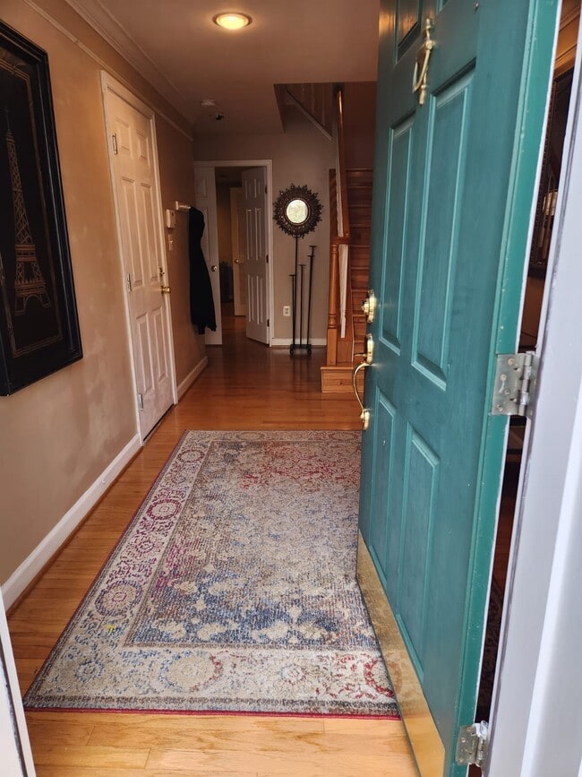 4206 Lower Park Dr in Fairfax, VA - Building Photo - Building Photo