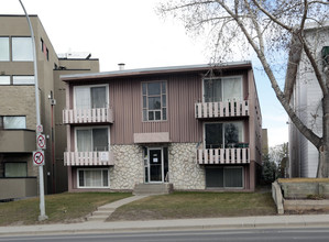 1834 14th St SW in Calgary, AB - Building Photo - Building Photo