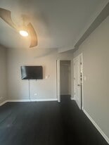 1637-1632 W Farwell Ave in Chicago, IL - Building Photo