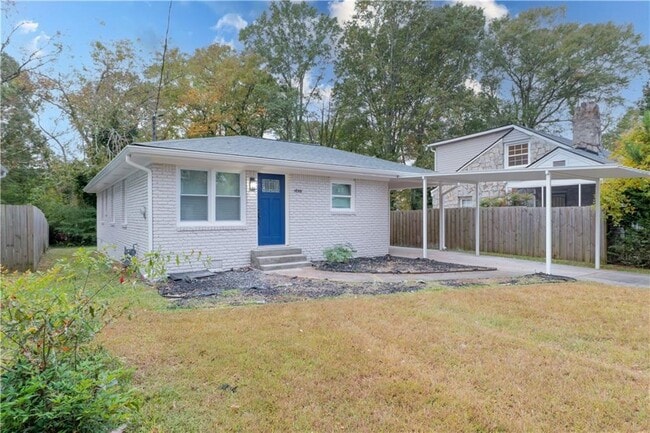 2431 Crestview Ave in Decatur, GA - Building Photo - Building Photo