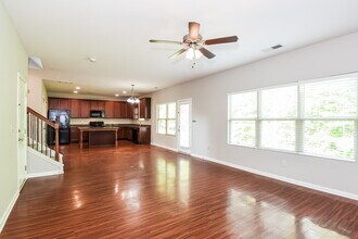 930 Walking Stick Trail NE in Auburn, GA - Building Photo - Building Photo