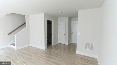 13804 Litespeed Way in Gainesville, VA - Building Photo - Building Photo