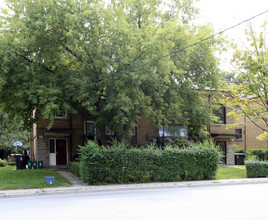 431 Lawrence Ave W in Toronto, ON - Building Photo - Building Photo