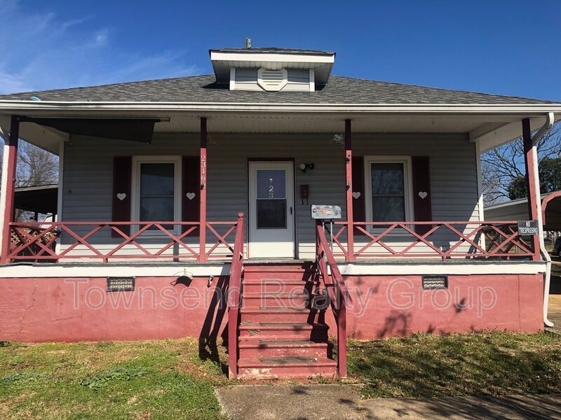 2316 Jackson St in Belmont, NC - Building Photo