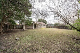 1621 Wheless Ln in Austin, TX - Building Photo - Building Photo