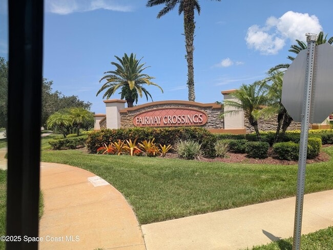 560 Remington Green Dr SE in Palm Bay, FL - Building Photo - Building Photo