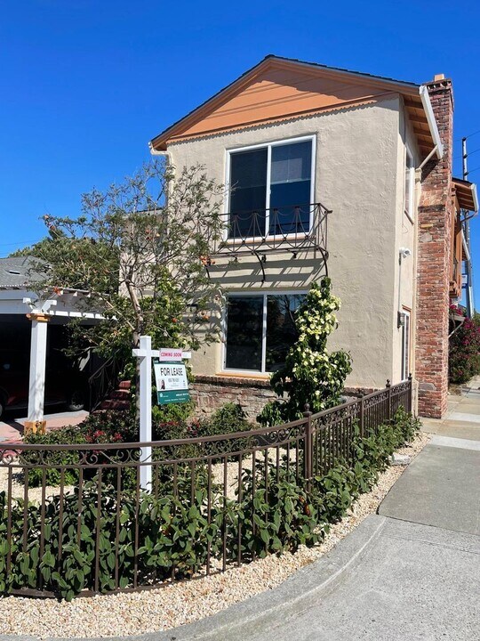 4 14th Ave in San Mateo, CA - Building Photo