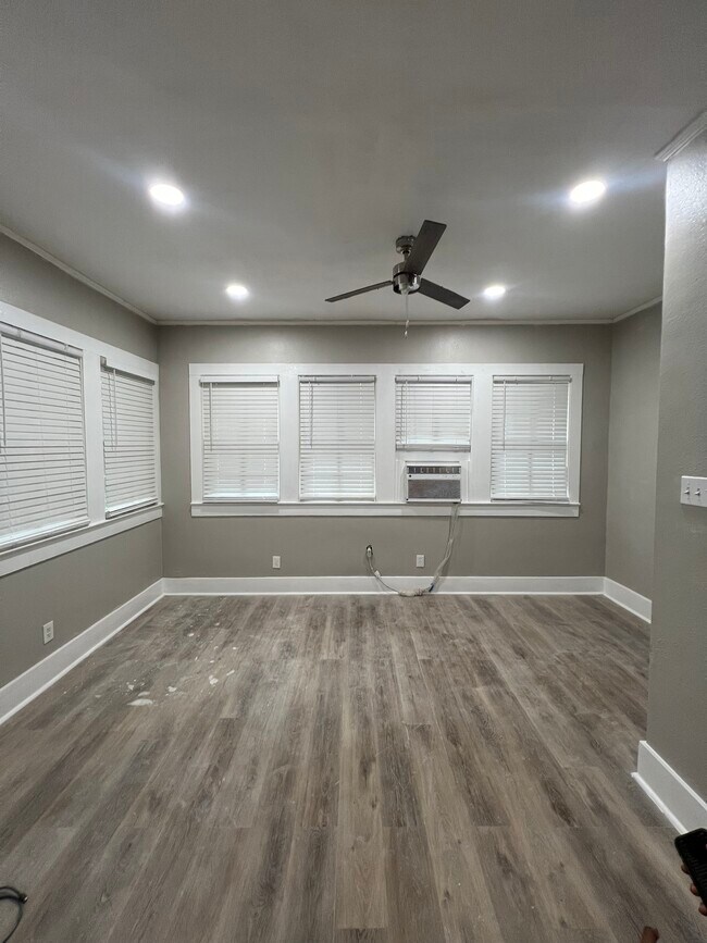 352 East Dr in Baton Rouge, LA - Building Photo - Building Photo