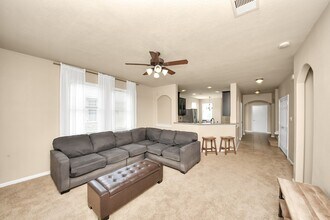 8428 Willow Loch Dr in Spring, TX - Building Photo - Building Photo